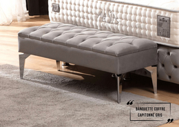 Banquette Coffre Capitonnée en Velours – Élégance et Rangement Discret