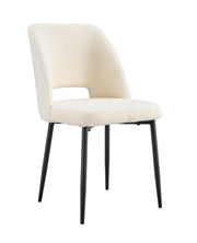 CHAISE AVA