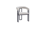 CHAISE NAIA