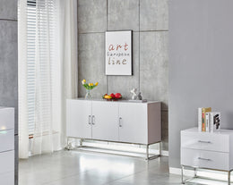 BUFFET ALYA – BOIS LAQUÉ & PIEDS CHROME – LED INTÉGRÉE